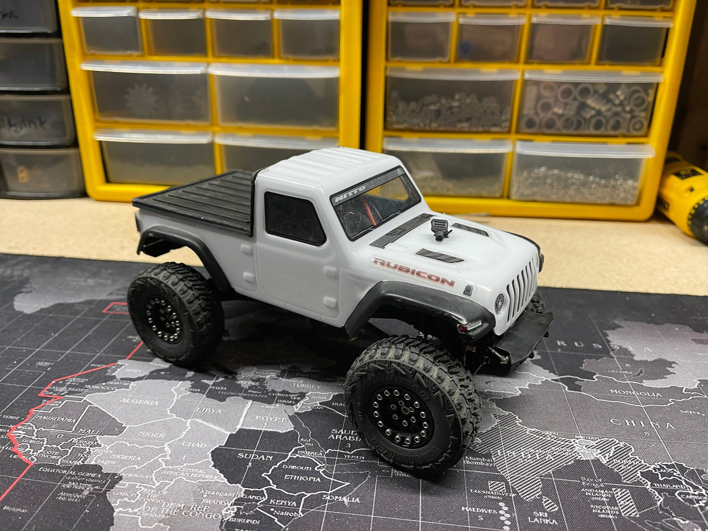 SCX24 Jeep JL Bed Conversion